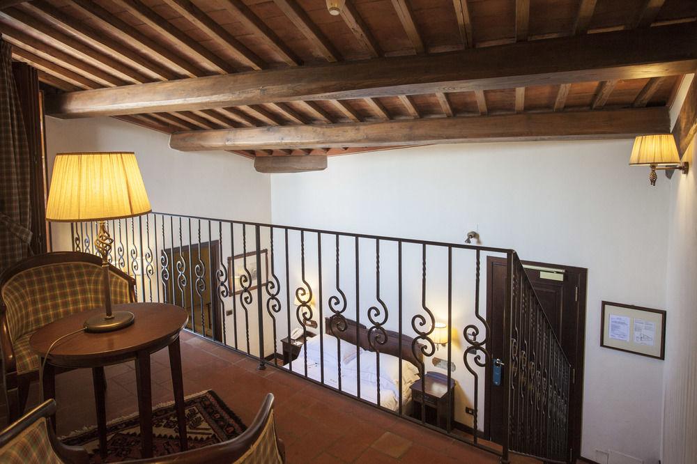 Unahotels Palazzo Mannaioni Toscana モンタイオーネ エクステリア 写真