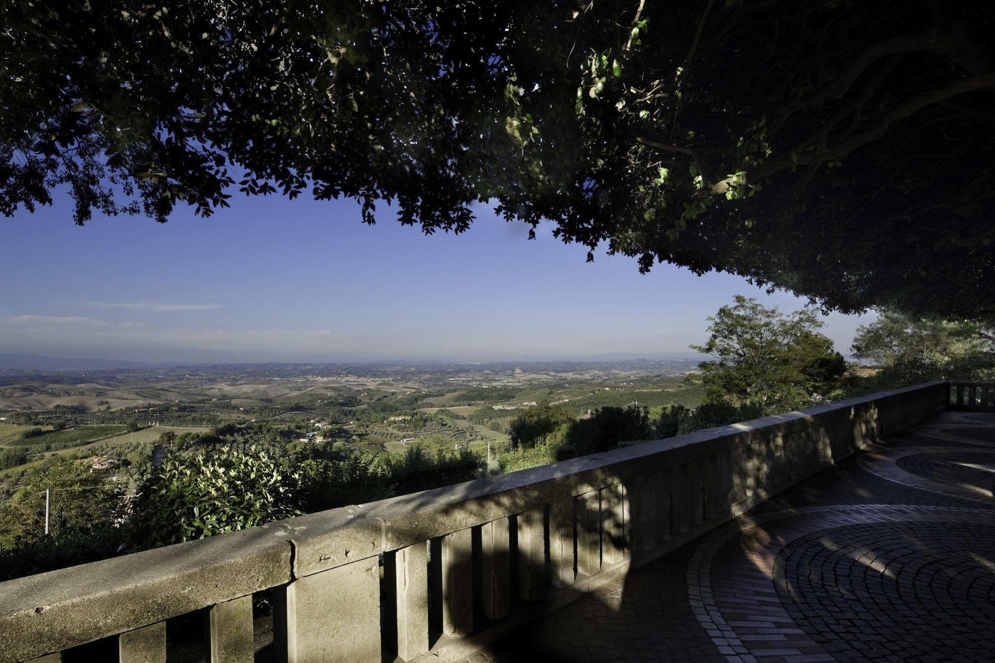 Unahotels Palazzo Mannaioni Toscana モンタイオーネ エクステリア 写真