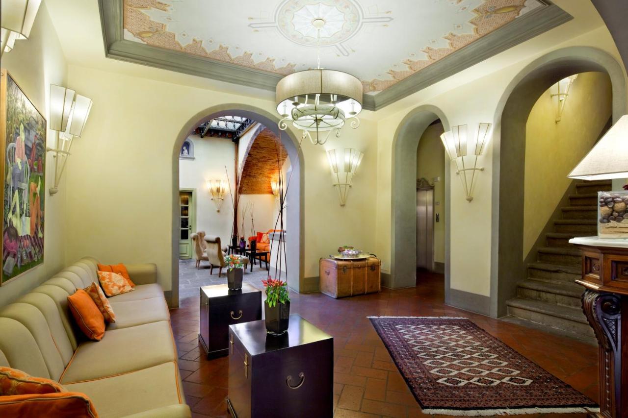 Unahotels Palazzo Mannaioni Toscana モンタイオーネ エクステリア 写真