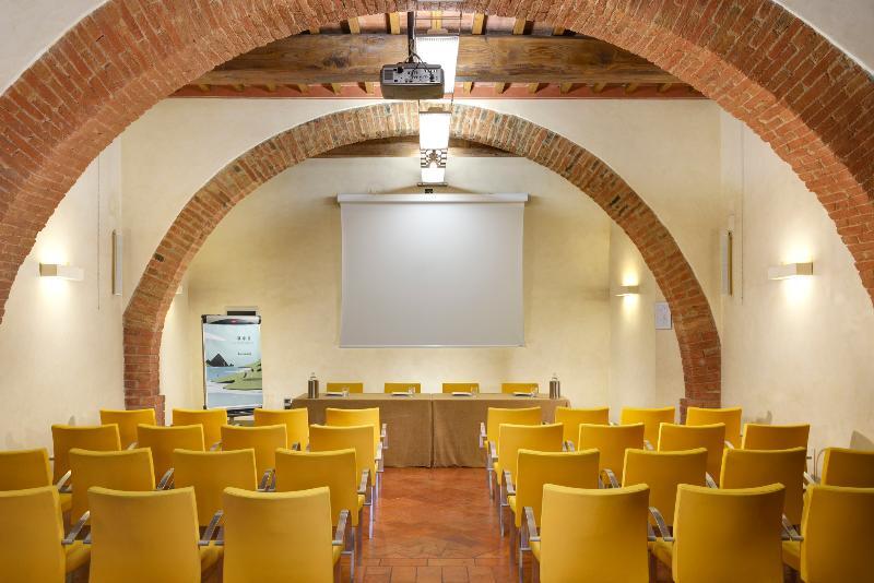 Unahotels Palazzo Mannaioni Toscana モンタイオーネ エクステリア 写真