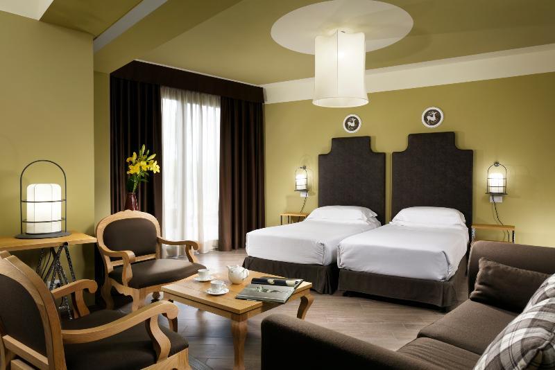 Unahotels Palazzo Mannaioni Toscana モンタイオーネ エクステリア 写真